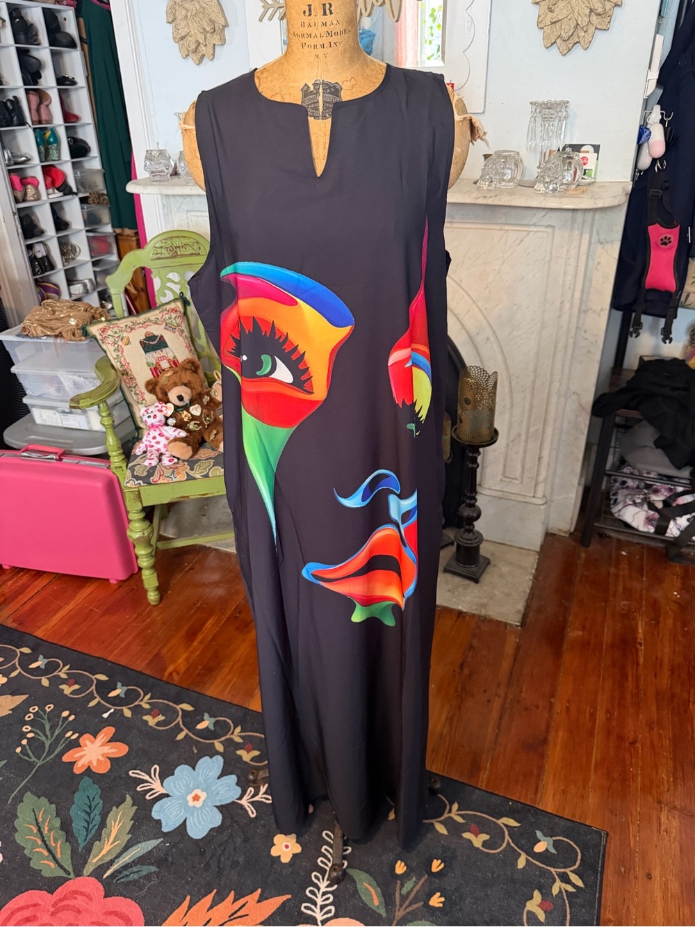 Black Sleeveless Maxi Dress with Vibrant Pop-Art Face Print